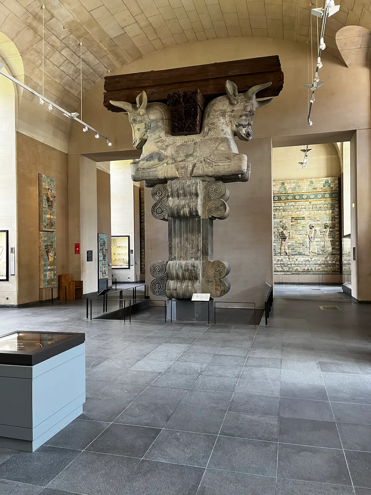 Persian palace hall, Musée du Louvre