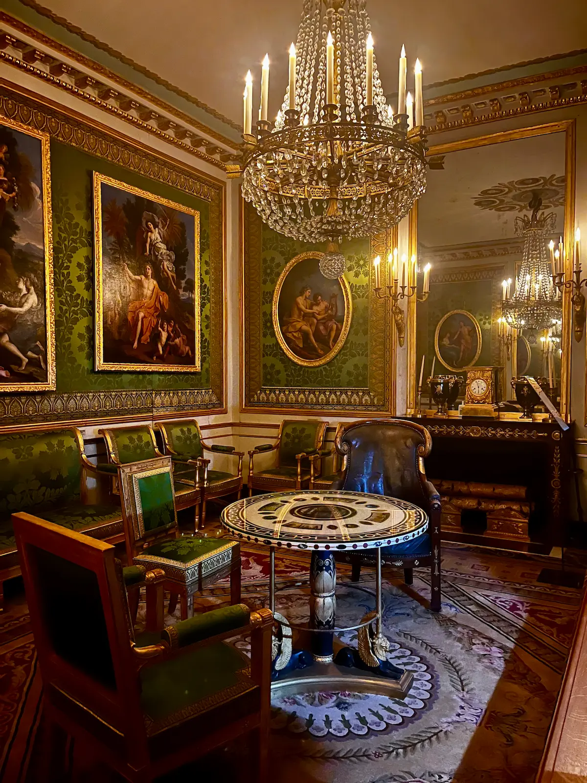 Versailles: Exclusive Access